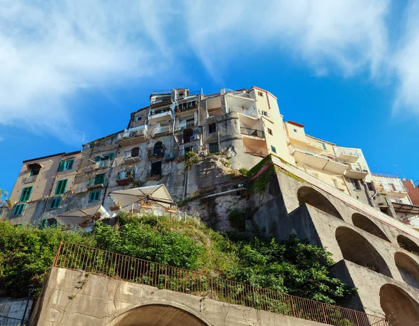 Tropea kasabası yaz manzarası, Calabria, İtalya, Tyrhenian kıyıları. 