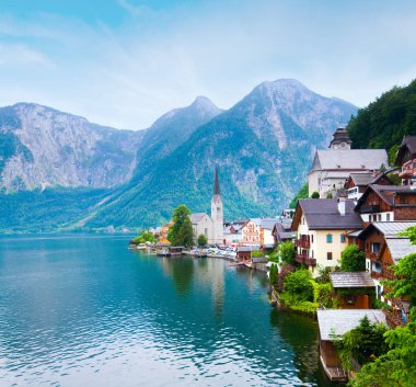 Güzel yaz Alp Hallstatt kasaba ve göl Hallstatter bkz: Görünüm (Avusturya)