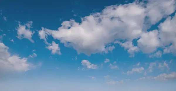 Procesamiento Más Delicado Preciso Antiguo Cielo Popular Con Fondo Nubes — Foto de Stock