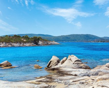 Ege Denizi sahil peyzaj, görünümü yakınındaki Karidi beach (Chalkidiki, Yunanistan).