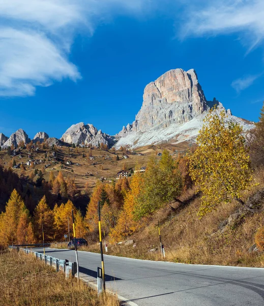 Italiaanse Dolomieten Berg Rustig Zonnig Uitzicht Vanaf Giau Pass Schilderachtig — Stockfoto