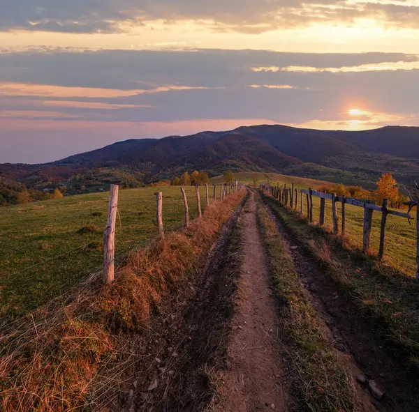 Herbst Karpaten Und Schmutzige Landschaft Pfad Ukraine — Stockfoto