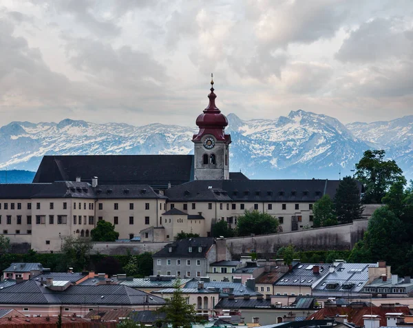Wieczór Lato Miasto Salzburg Austria Widok Się Nonnberg Opactwa Benedyktyńskiego — Zdjęcie stockowe