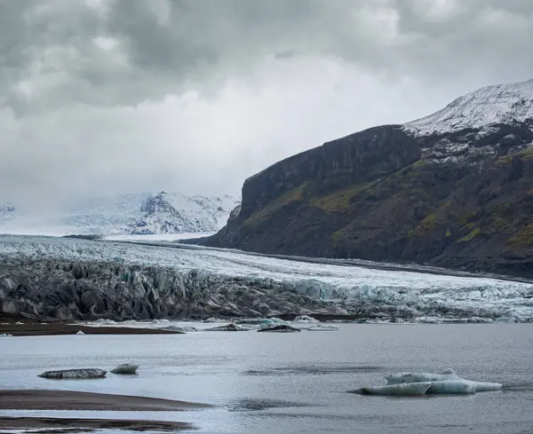 Skaftafellsjokull Gletsjer Ijsland Gletsjertong Glijdt Van Vatnajokull Ijskap Vatna Gletsjer — Stockfoto