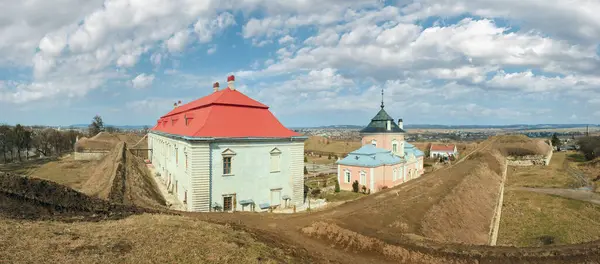 Frühling Panoramablick Auf Alte Zolochiv Burg Ukraine Lviv Region Holländischen Stockbild