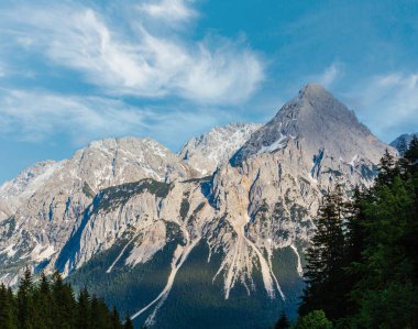 Yaz Alpler Dağı rocky üstten görünüm, Avusturya.