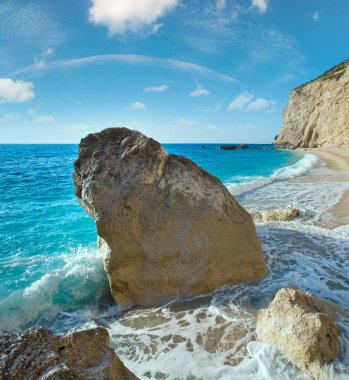 güzel yaz beyaz porto katsiki kumsalda İyon Denizi (lefkada, Yunanistan)