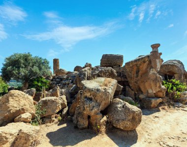 Ünlü antik Valley, Tapınak, Agrigento, Sicilya, İtalya harap tapınak Herakles sütunları. UNESCO Dünya Miras Listesi.