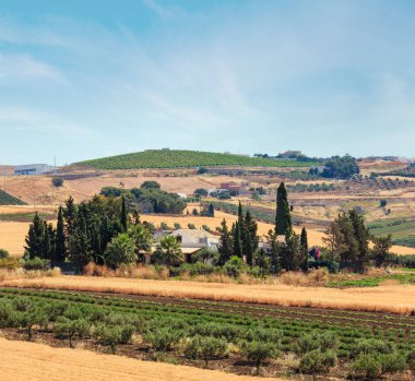 Sicilya yaz kırsal İtalya güzel manzara.