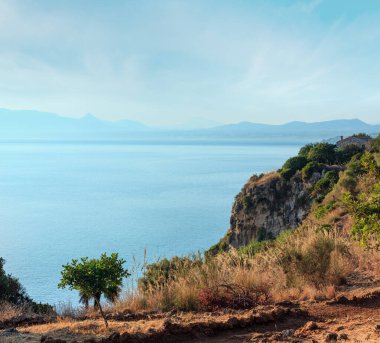 Cennet gündoğumu deniz manzara. San Vito arasındaki kıyı şeridi iz Zingaro tabiatı Park'tan lo Capo Scopello, görüş ve Trapani eyaletinde, Sicilya, İtalya.