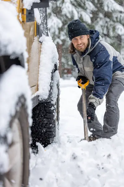 Man Blue Jacket Hat Shoveling Snow Back Truck Man Smiling — Stock Photo, Image