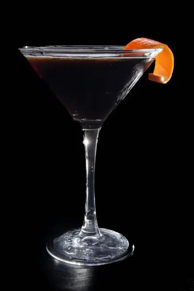 Martini Glass Slice Orange Peel Top Glass Filled Dark Liquid — Stock Photo, Image