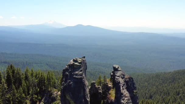 Rdzeń Wulkaniczny Południowym Oregonie Znany Jako Bessie Rock — Wideo stockowe