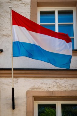 Lüksemburg bayrağı başkentte inşa ediliyor