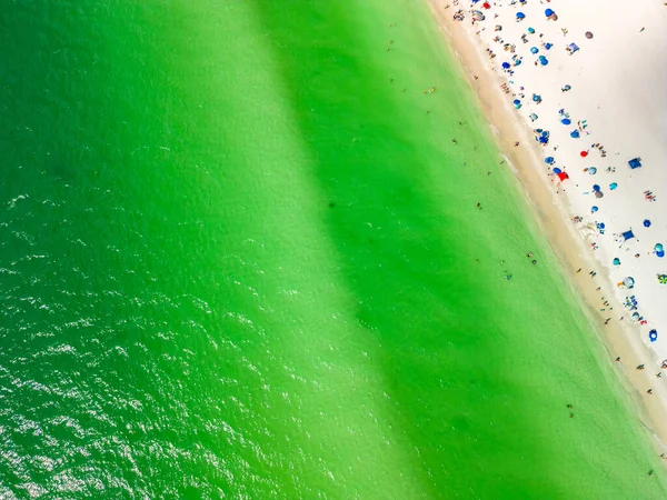 フロリダ州の人気の観光ビーチタウン マルコ島の空中ビュー — ストック写真
