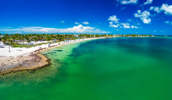 Vista Aérea Sombrero Beach Con Palmeras Los Cayos Florida Maratón — Foto de Stock