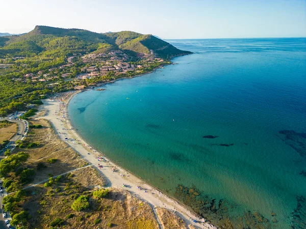 Drone Aereo Vista Panoramica Sulla Spiaggia Porto Tramatzu Città Sardegna — Foto Stock