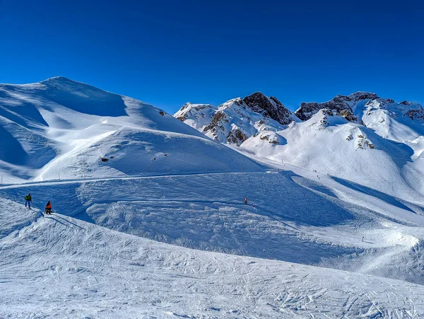 Ski Slopes Mountains Melchsee Frutt Mountain Resort Village Switzerland Winter — Stock Photo, Image