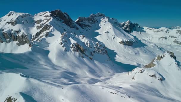 Pistas Esquí Montañas Melchsee Frutt Mountain Resort Village Suiza — Vídeo de stock