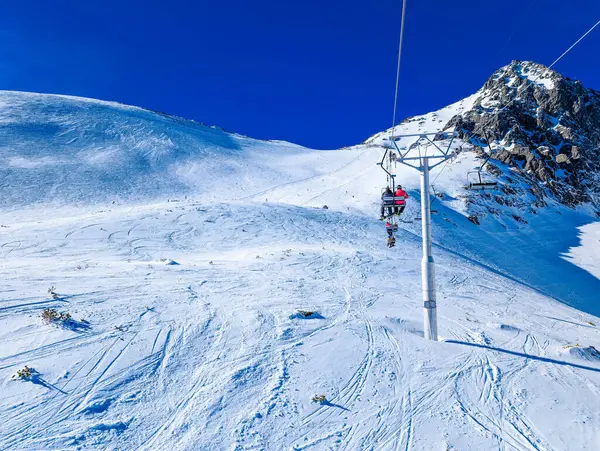 Estância Esqui Com Teleféricos Elevadores Tatranska Lomnica Eslováquia High Tatras Imagens De Bancos De Imagens