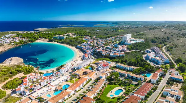 Areal Drone Udsigt Smukke Bugt Arenal Castell Strand Menorca Spanien Stock-billede