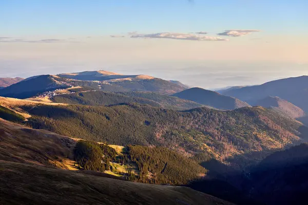 2000メートル以上の美しい秋の山の風景 — ストック写真