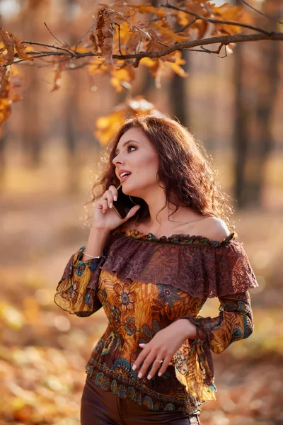 Beautiful Woman Forest Autumn Day Mobile Phone — Stock Photo, Image