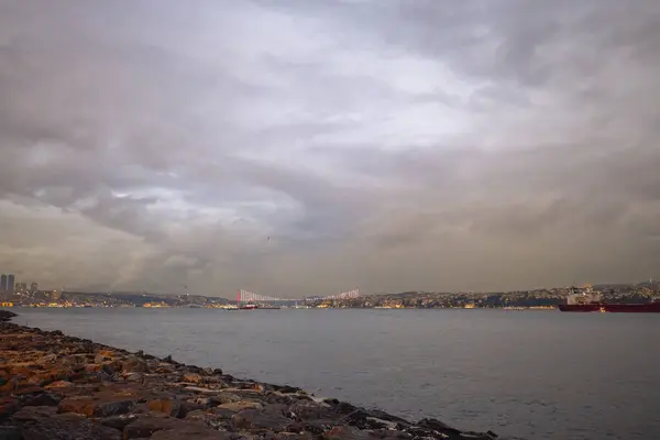 Κωνσταντινούπολη Τουρκία Νοεμβρίου 2022 Ηλιοβασίλεμα Στην Παραλία Της Θάλασσας Του — Φωτογραφία Αρχείου