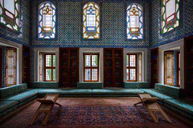 İstanbul, Türkiye, 28 Kasım 2022. Topkapı Sarayı & Harem, Plat, Binalar ve Müzeler içinden görüntüler.