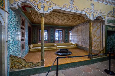 İstanbul, Türkiye, 28 Kasım 2022. Topkapı Sarayı & Harem, Plat, Binalar ve Müzeler içinden görüntüler.