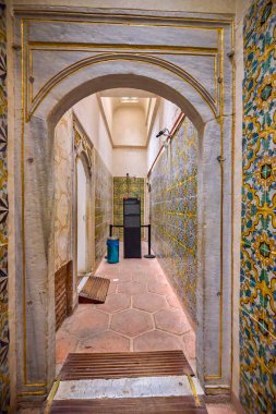 İstanbul, Türkiye, 28 Kasım 2022. Topkapı Sarayı & Harem, Plat, Binalar ve Müzeler içinden görüntüler.