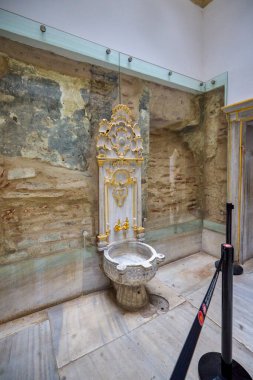 İstanbul, Türkiye, 28 Kasım 2022. Topkapı Sarayı & Harem, Plat, Binalar ve Müzeler içinden görüntüler.