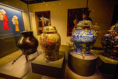 İstanbul, Türkiye, 28 Kasım 2022. Topkapı Sarayı & Harem, Plat, Binalar ve Müzeler içinden görüntüler.