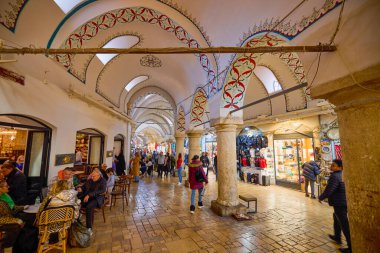 İstanbul, Türkiye 29-2022, Kapalicarsi Kapalicarsi Büyük Pazar resimleri, Dükkanlar, geleneksel mimari.