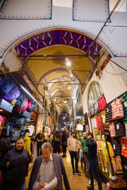 İstanbul, Türkiye 29-2022, Kapalicarsi Kapalicarsi Büyük Pazar resimleri, Dükkanlar, geleneksel mimari.