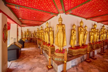 Bangkok Tayland 22 Mayıs 2023 Wat Phois, Bangkok Phra Nakhon bölgesinde bir Budist tapınak kompleksi.