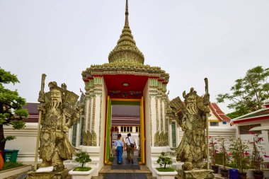 Bangkok Tayland 22 Mayıs 2023 Wat Phois, Bangkok Phra Nakhon bölgesinde bir Budist tapınak kompleksi.