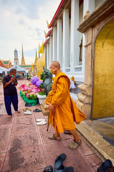 Bangkok Tayland 22 Mayıs 2023 Wat Phois, Bangkok Phra Nakhon bölgesinde bir Budist tapınak kompleksi.