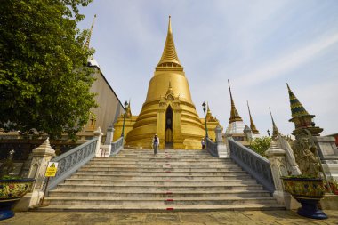 Bangkok, Tayland 23 Mayıs 2023. Grand Palace, Bangkok, Tayland 'ın göbeğinde bulunan bir binalar kompleksidir. Saray, Siyam Kralları 'nın resmi ikametgahı olmuştur..