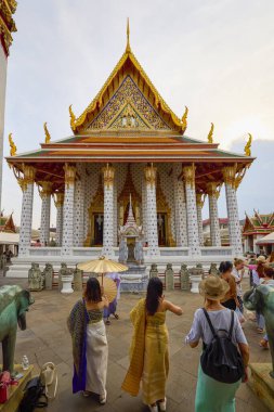 Bangkok Tayland 23 Mayıs 2023 Wat Arun Ratchawararam, Bangkok 'un en ünlü Budist tapınaklarından biridir..