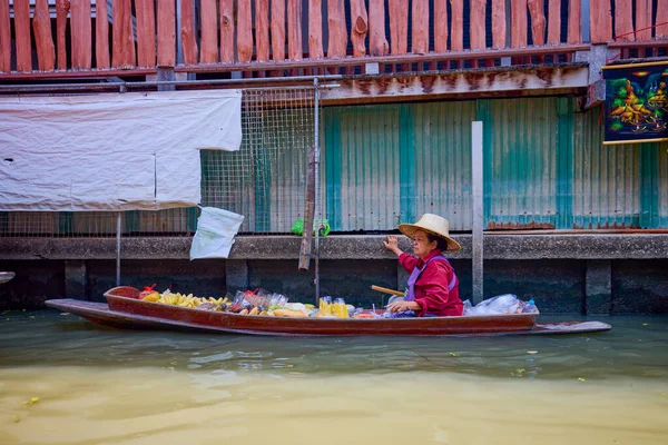 Damnoen Saduak Tailandia Mayo 2023 Los Canales Del Mercado Flotante —  Fotos de Stock
