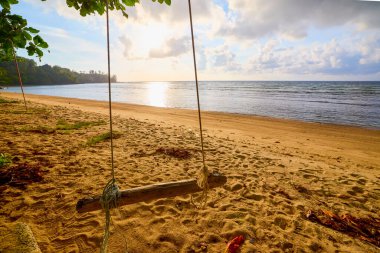 Andaman Denizi 'nden Tayland, Phuket plajlı güzel bir manzara..