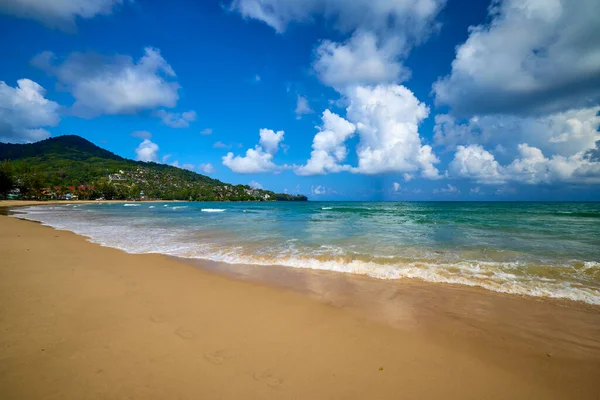 Hermoso Paisaje Con Playa Phuket Tailandia Desde Mar Andamán —  Fotos de Stock