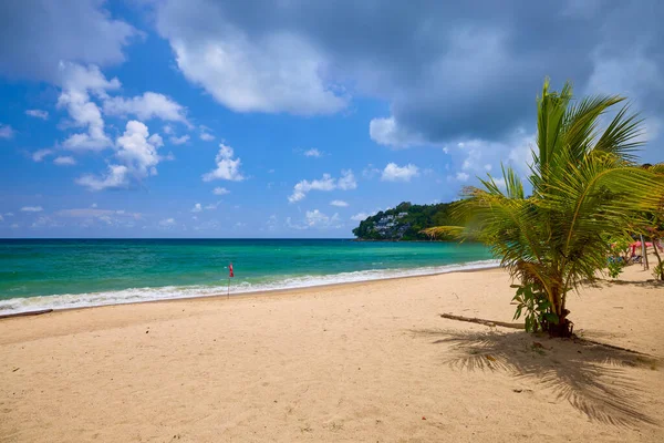 Kaunis Maisema Phuketin Rannalla Thaimaassa Andamaaninmereltä — kuvapankkivalokuva