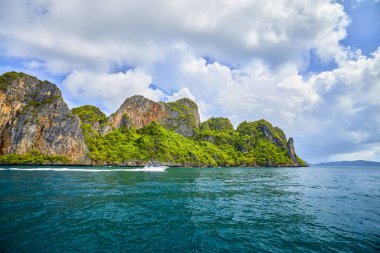 Phuket Tayland 26 Mayıs 2023. Phi Phi Adaları Tur Resimleri, Seyahat Manzarası.