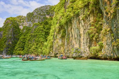Phuket Tayland 26 Mayıs 2023. Phi Phi Adaları Tur Resimleri, Seyahat Manzarası.