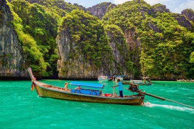 Phuket Tayland 26 Mayıs 2023. Phi Phi Adaları Tur Resimleri, Seyahat Manzarası.