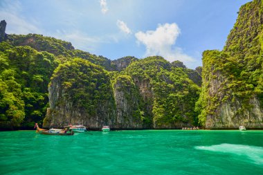 Phuket Tayland 26 Mayıs 2023. Phi Phi Adaları Tur Resimleri, Seyahat Manzarası.