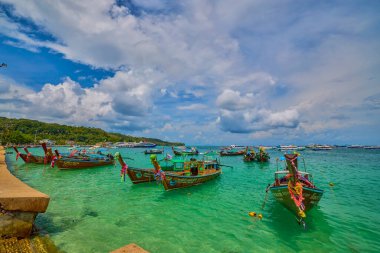 Phuket Tayland 26 Mayıs 2023. Phi Phi Adaları Tur Resimleri, Seyahat Manzarası.