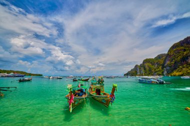 Phuket Tayland 26 Mayıs 2023. Phi Phi Adaları Tur Resimleri, Seyahat Manzarası.